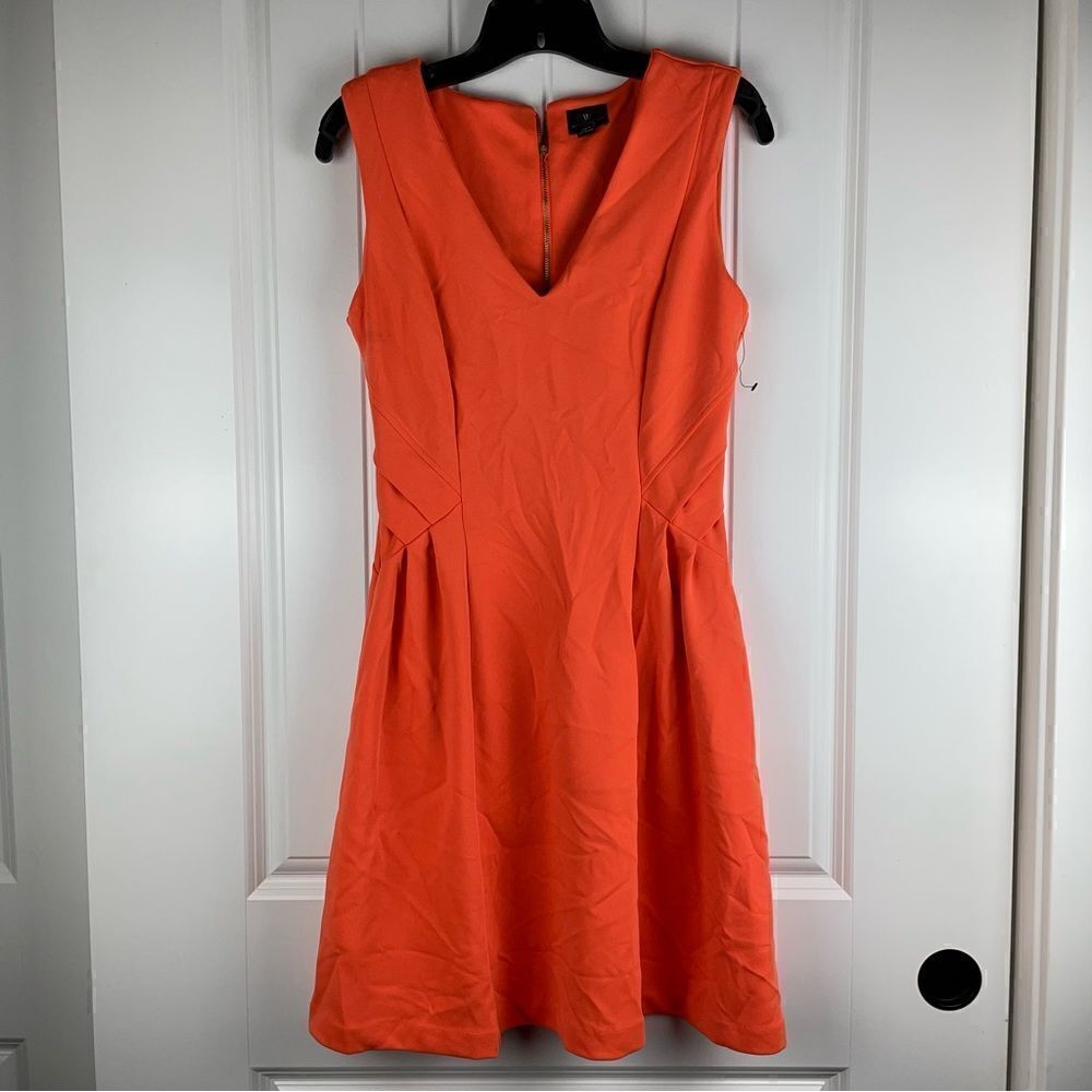 ORANGE V-neck sleeveless dress